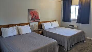 Free WiFi, bed sheets