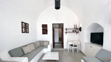 TV connectée, Netflix, lecteur de DVD, livres