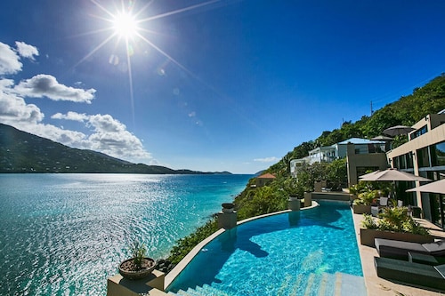 The BEST Wedding Spot! 2 pools, gym, beachfront & MUCH MORE!