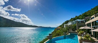 The BEST Wedding Spot! 2 pools, gym, beachfront & MUCH MORE!