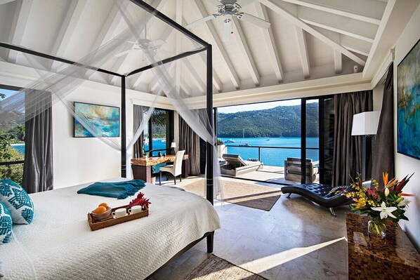 9 bedrooms, desk, iron/ironing board, travel crib