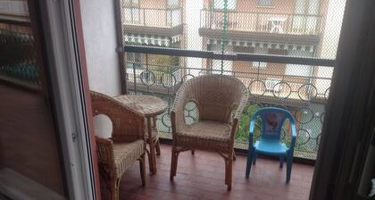 DEGRĂ - APPARTEMENT AVEC GRAND BALCON