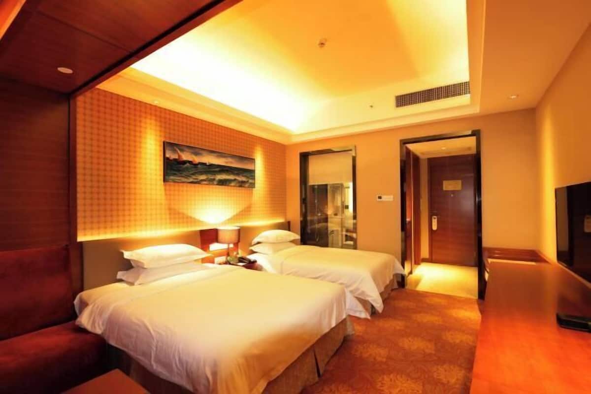 Minibar, desk, blackout curtains, soundproofing