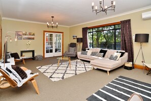 Taulutelevisio, takka