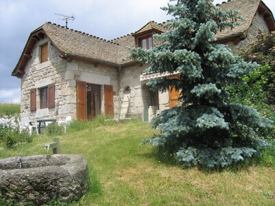 Lozère Saint-Alban in quiet character villa apt 4 pers near nature