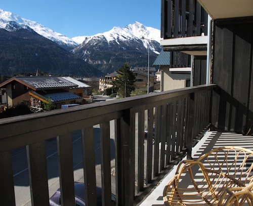 ALSO 6-ROOM APARTMENT 3 ROOMS 