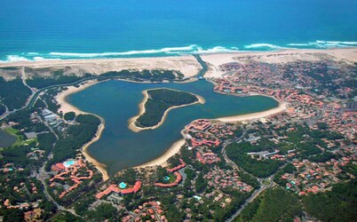 PROMO ☀️☀️☀️ LES VILLAS DU LAC, swimming pool, tennis, petanque, mini golf