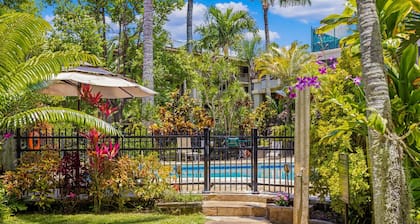 Prince Kuhio 235 - Ocean View Studio