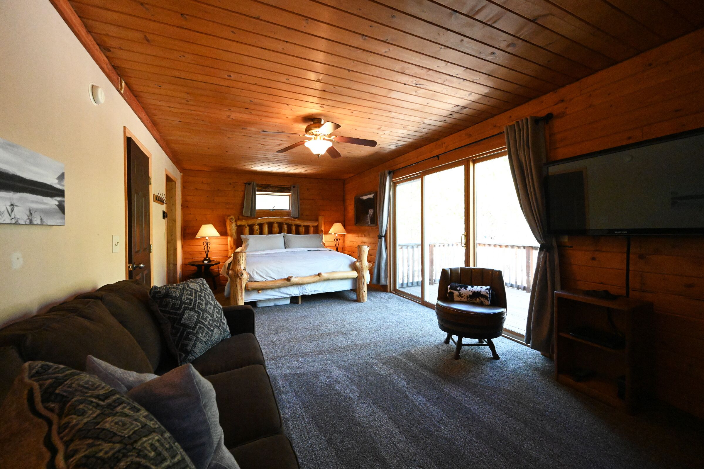 5 bedrooms, iron/ironing board, travel crib, free WiFi