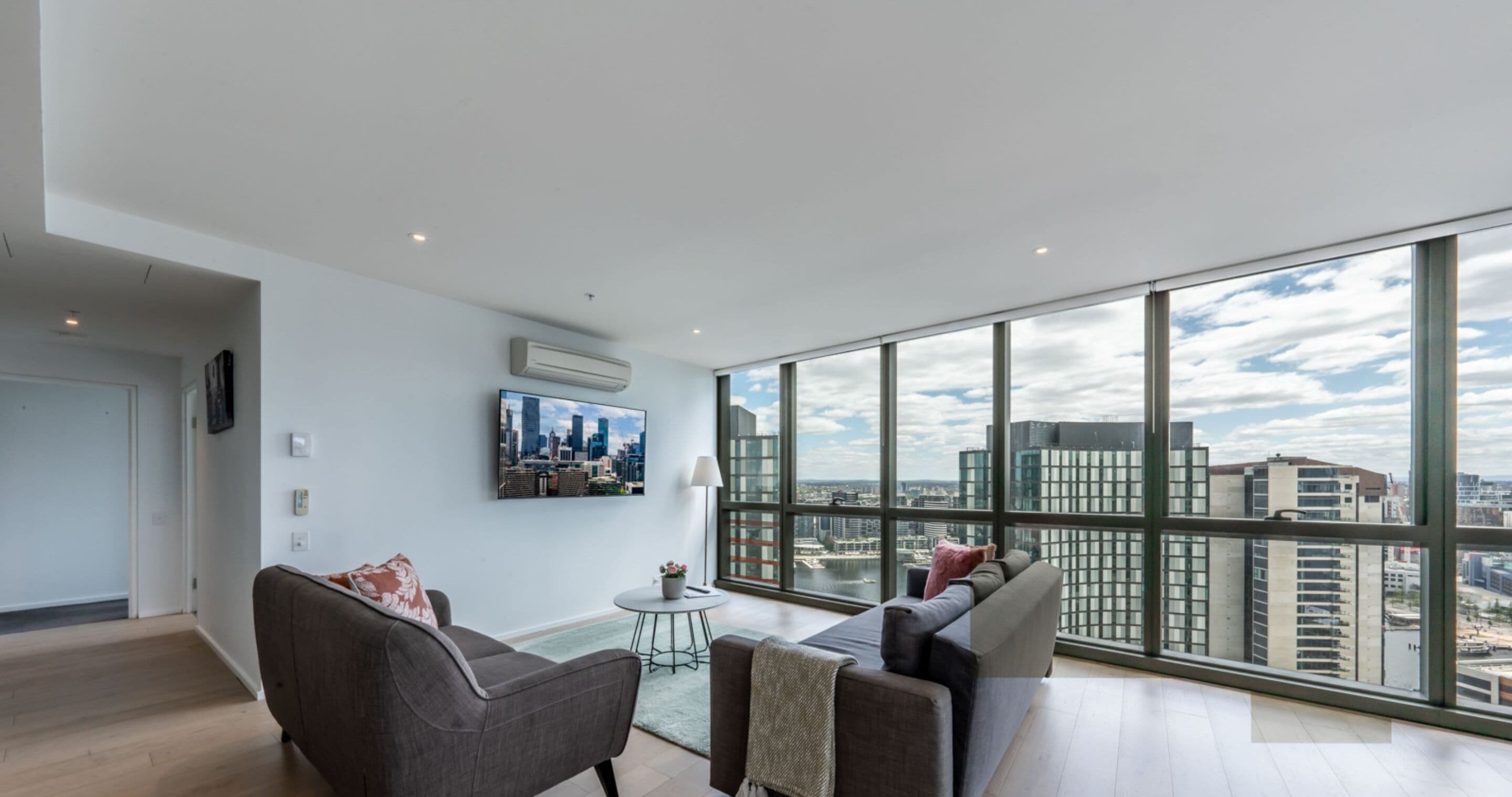 The Real Sub Penthouse - Top Floor 3 Bedroom Apartments City & Sea Views | Living room | 50-inch flat-screen TV with cable channels, TV, Netflix