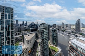 The Real Sub Penthouse - Top Floor 3 Bedroom Apartments City & Sea Views | Näkymä huoneesta