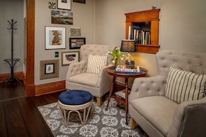 スマートテレビ、書庫、ステレオ