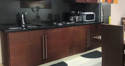 Walkable to Downtown/Stadium/Hosp St Ines.. Mountain View Apt +Terrace 2nd Floor