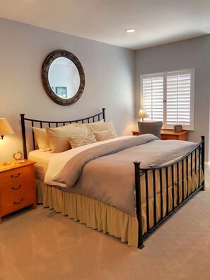 3 bedrooms, desk, iron/ironing board, travel cot