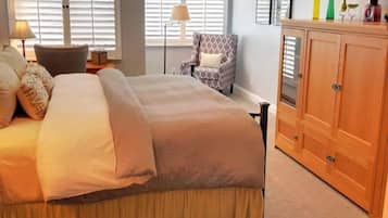 3 Schlafzimmer, Schreibtisch, BĂŒgeleisen/BĂŒgelbrett, Reisekinderbett