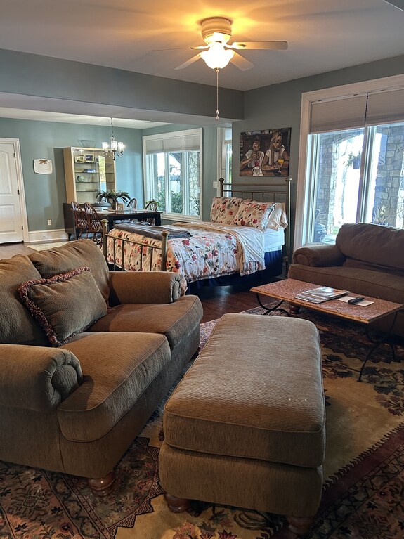 Lake Norman Waterfront Apartment, Private Entrance, Dock + Hot Tub, Sunset Views - 丹佛