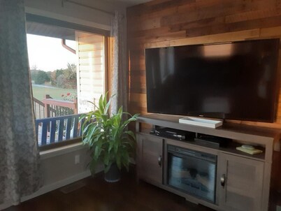 Cozy Cottage On The Shawnee Hills Wine Trail