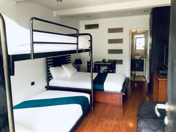 1 bedroom, in-room safe, desk, iron/ironing board