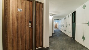 Hallway - B2 Mae Hong Son Premier Hotel (Mae Hong Son)