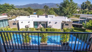 Deluxe  Premier Pool View | Terrace/patio - B2 Mae Hong Son Premier Hotel (Mae Hong Son)