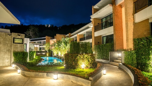 B2 Mae Hong Son Premier Hotel