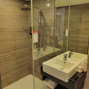 Bathroom - Attic Hotel (Taipei)