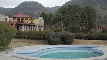 Udendørs pool