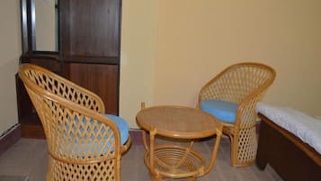 Coin salon dans le hall