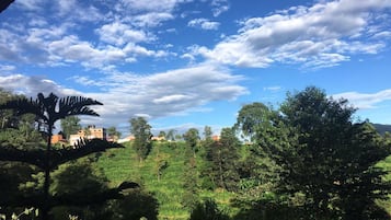 Vue depuis lâhĂ©bergement