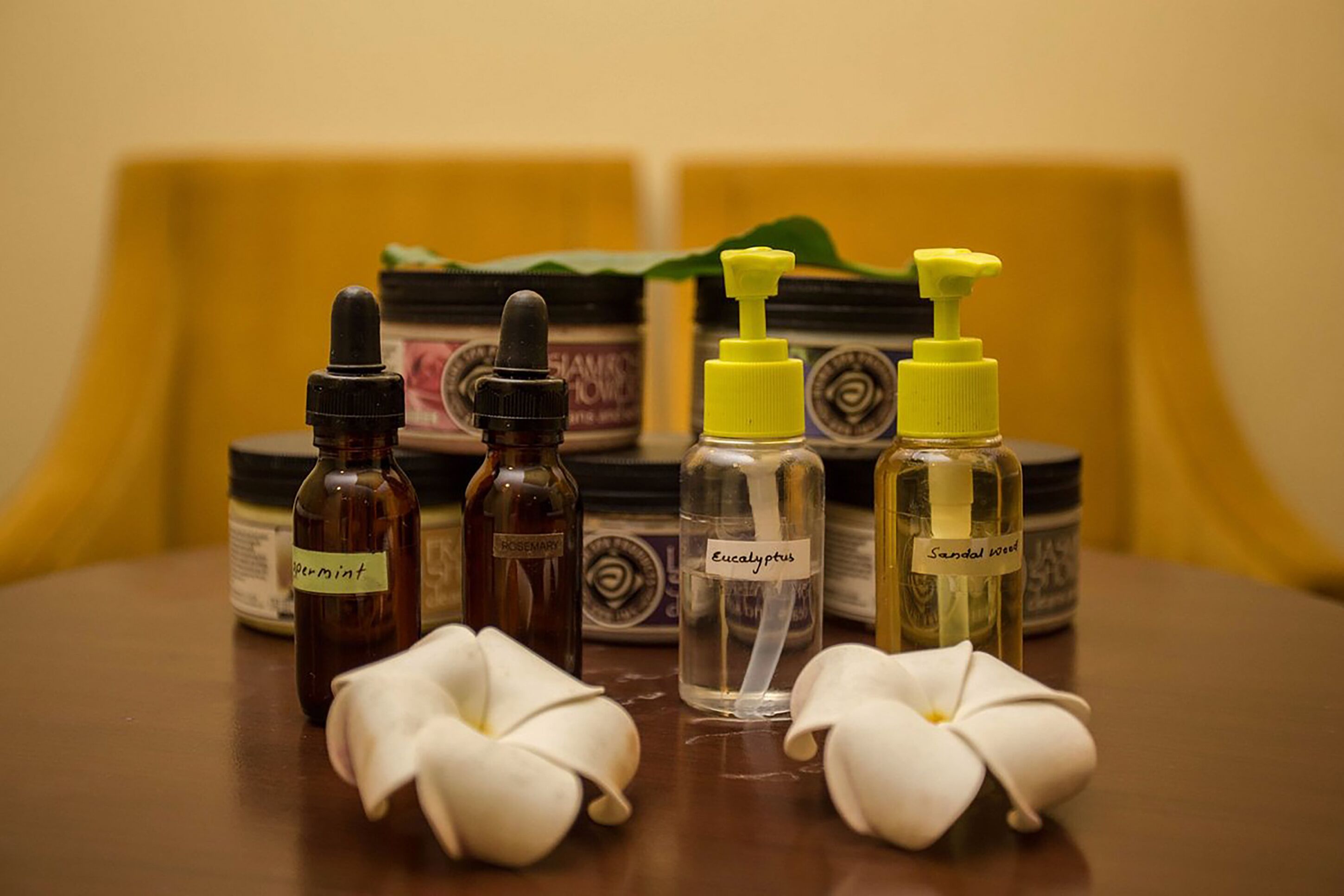 couples treatment room(s), body treatments, facials