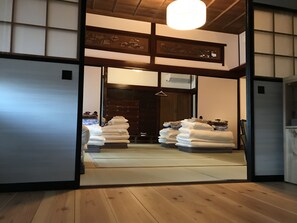 Minibar, in-room safe, desk, iron/ironing board - Traveler's Wharf Shichigahama (Shichigahama)