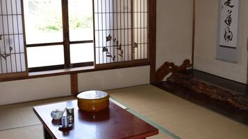 In-room safe, free WiFi