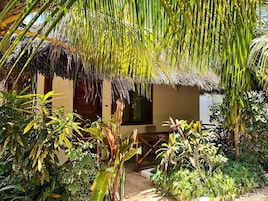 Casa de campo, vistas al jardín, en la zona del jardín | Sábanas de algodón egipcio, ropa de cama de alta calidad, caja fuerte