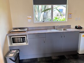 Studio, Room 3 | Private kitchen | Fridge, microwave, stovetop, coffee/tea maker