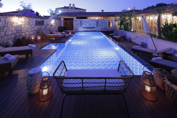 2 outdoor pools, pool loungers - Agrovela Alacati Hotel (Cesme)