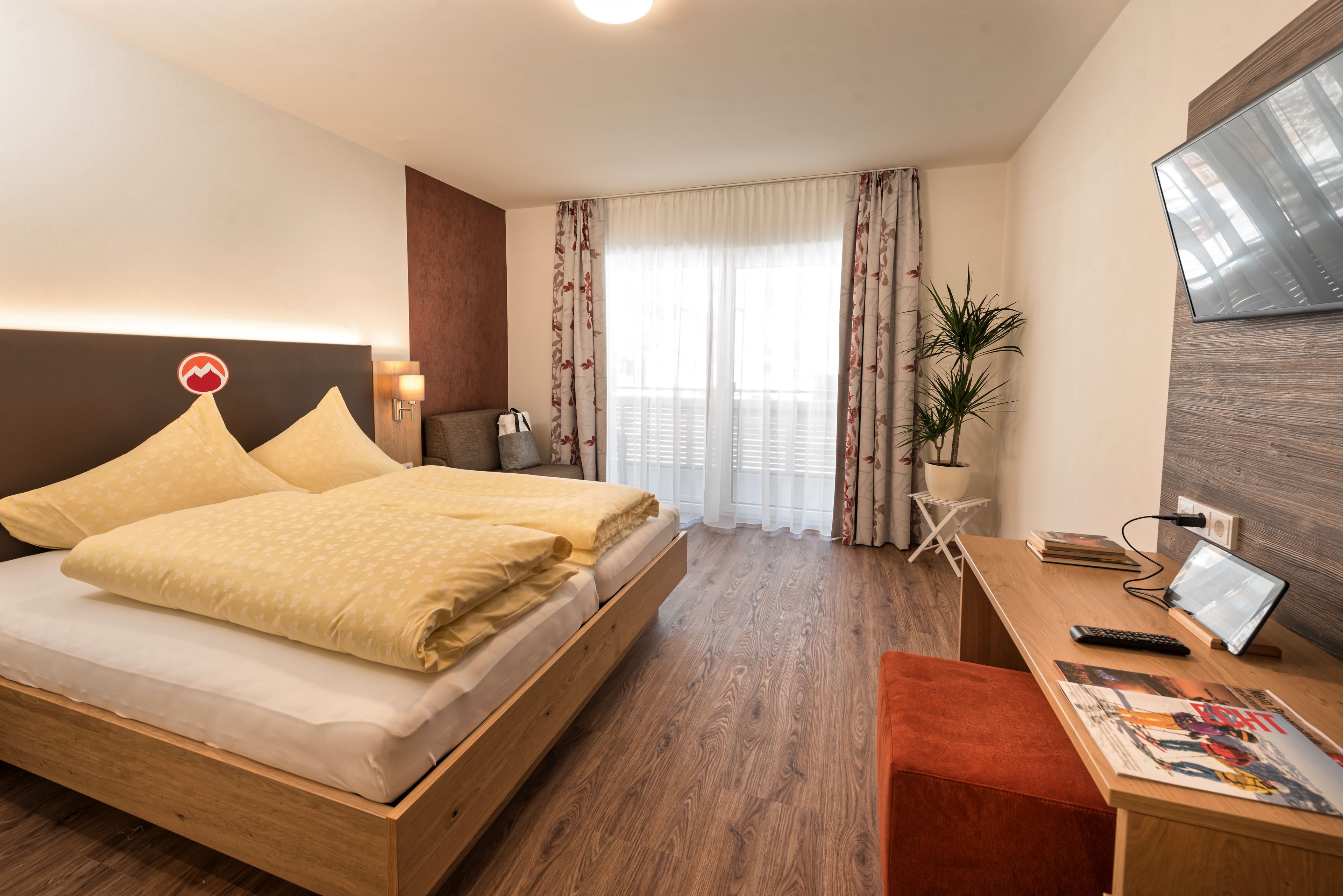 comfort double room, balcony | 1 bedroom, hypo-allergenic bedding, in-room safe, desk