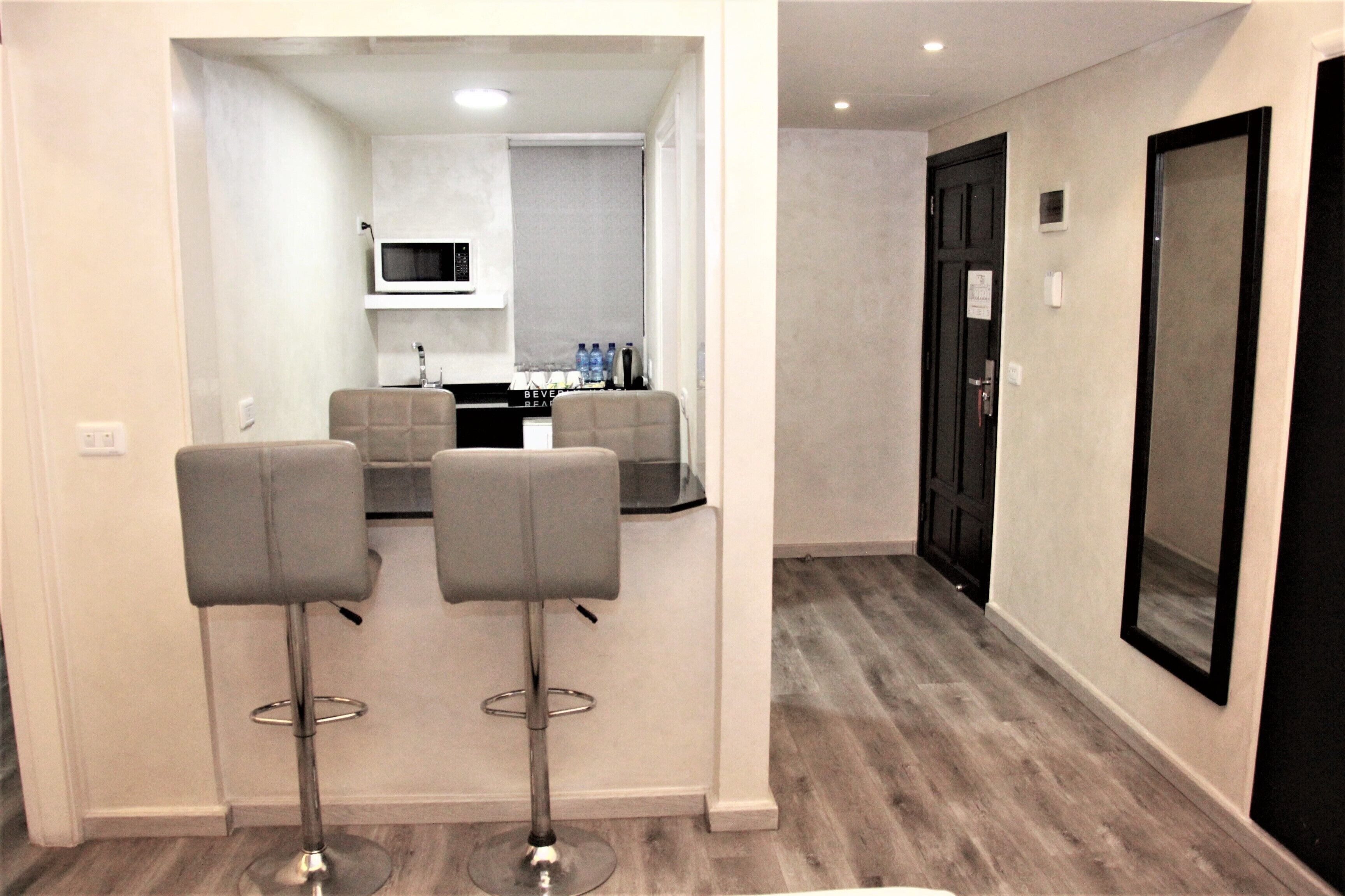 family suite, 2 bedrooms, city view | in-room dining