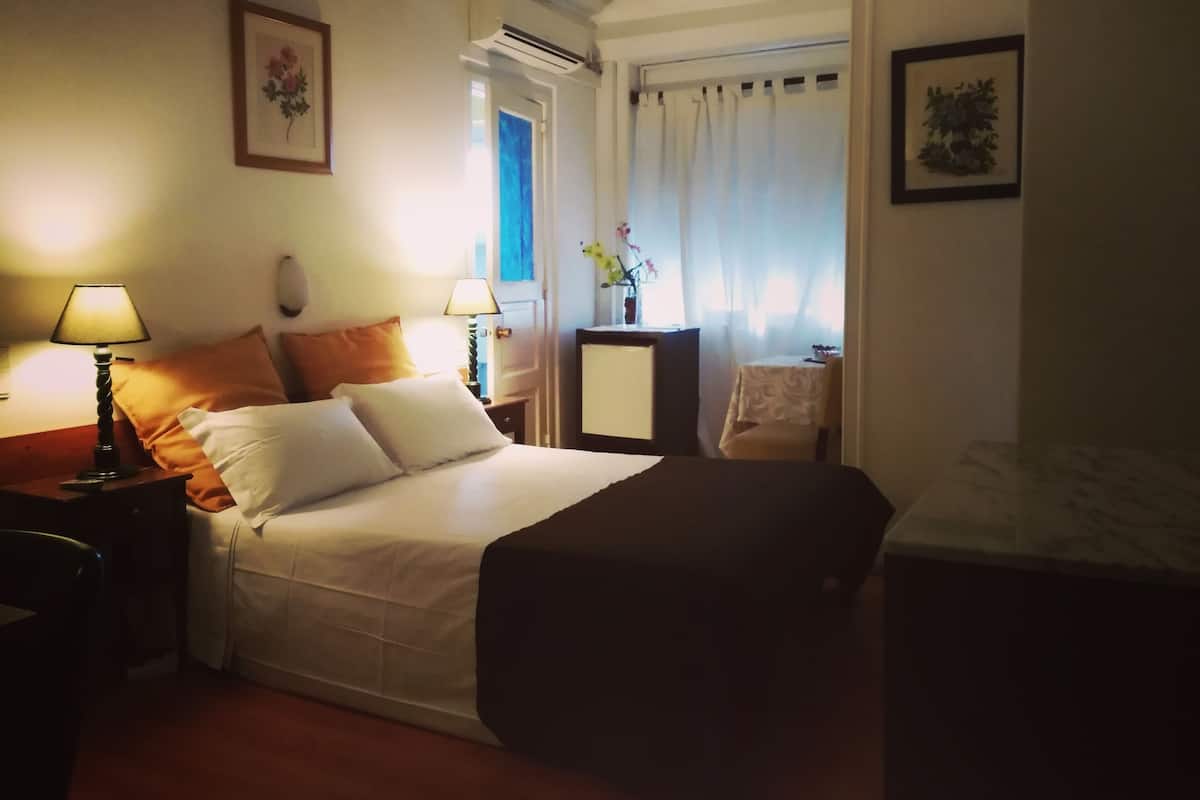 Double Room | Soundproofing, cribs (surcharge), rollaway beds (surcharge), WiFi (free)