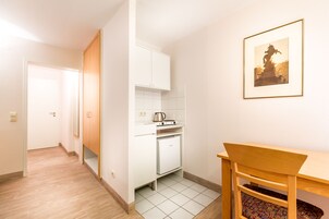 Habitación Confort doble | Cocina básica privada