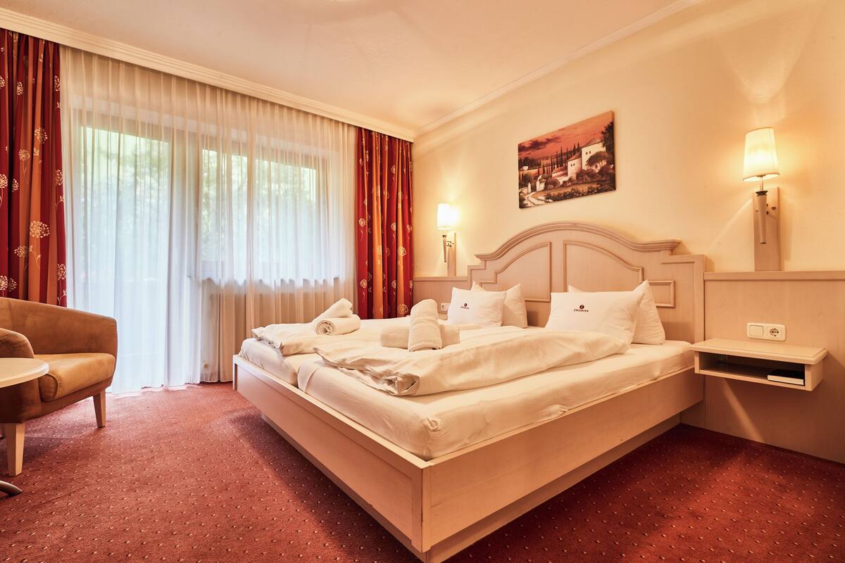 Standard Double Room, Balcony, Mountain View | Premium bedding, minibar, in-room safe, desk
