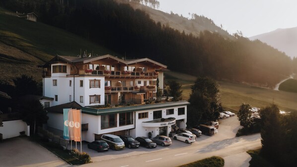 Exterior - Ferienhotel Jörglerhof (Hainzenberg)