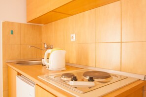 Private kitchenette - Apartments Taida (Bar)