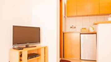 Soundproofing, iron/ironing board, free WiFi, bed sheets