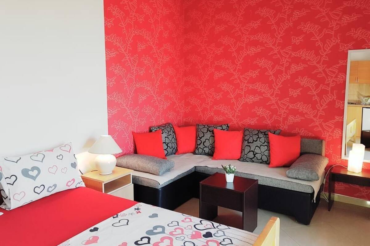 Soundproofing, iron/ironing board, free WiFi, bed sheets
