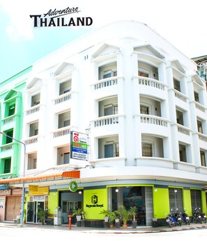 Front of property - Hatyai Dee Hostel (Hat Yai)
