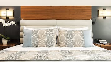 1 bedroom, premium bedding, minibar, in-room safe