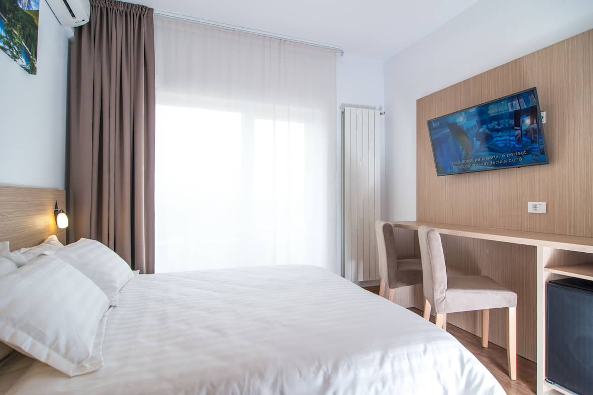 1 bedroom, in-room safe, free WiFi, wheelchair access