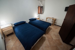 Standard Double or Twin Room, 1 Bedroom | Desk, free WiFi