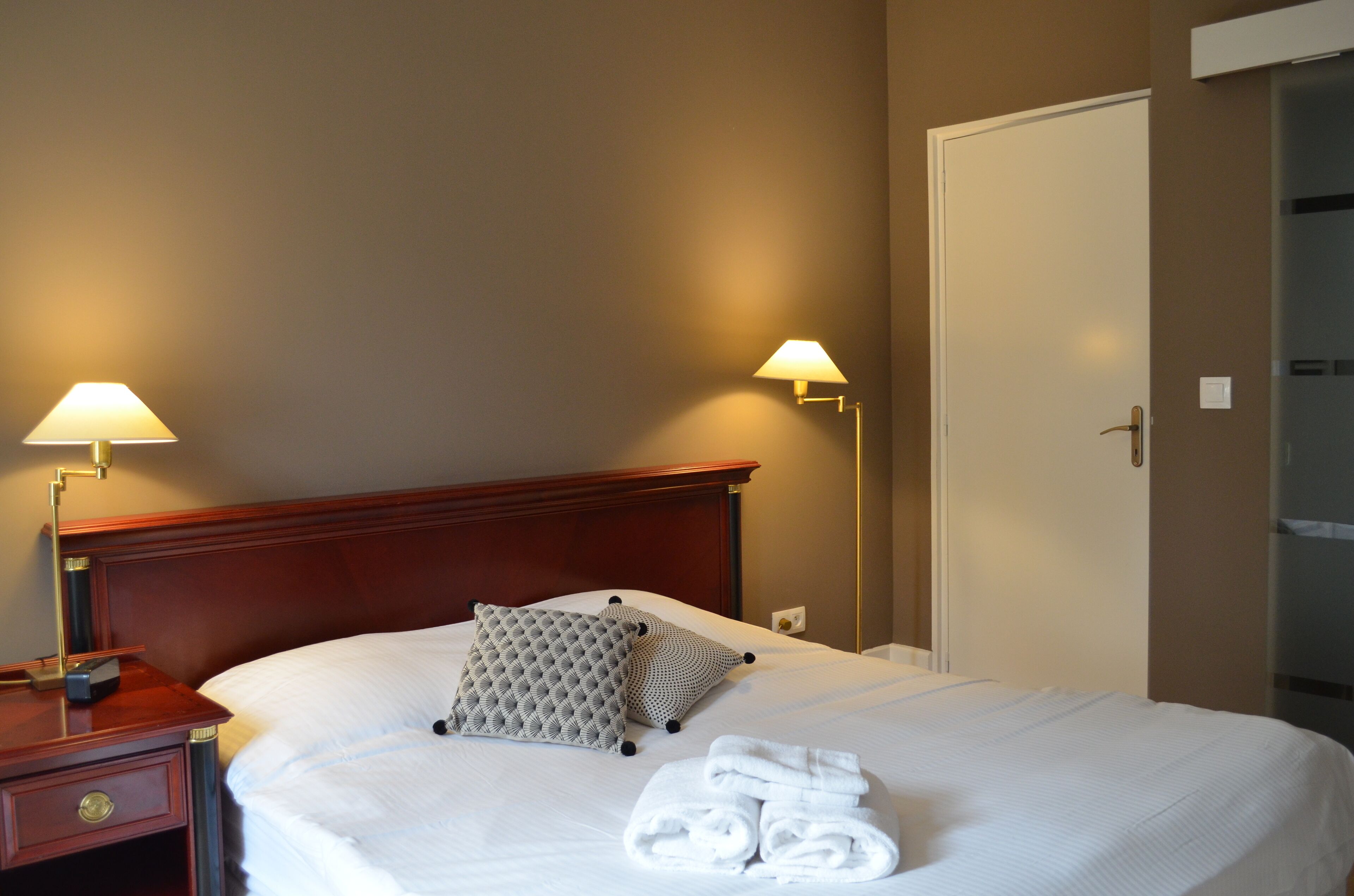 apartment, 2 bedrooms | 1 bedroom, premium bedding, desk, free cots/infant beds