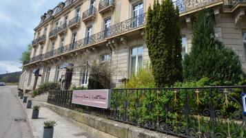 Majoituspaikan julkisivu